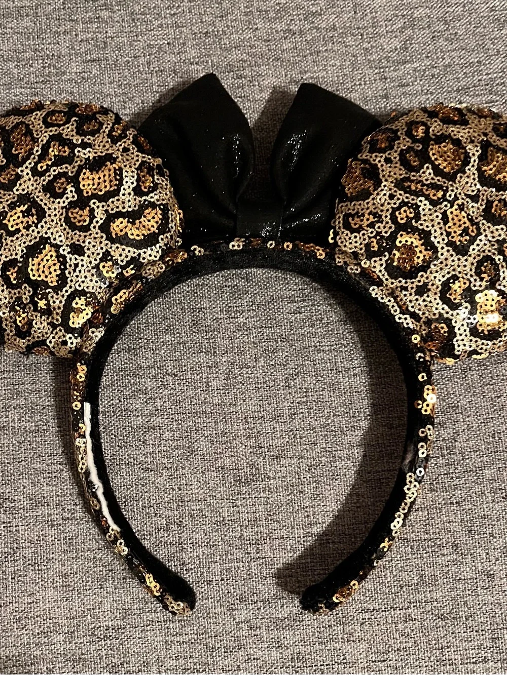 Official Disney Parks Minnie Mouse Sequined Leopard Print Ears – Animal Kingdom